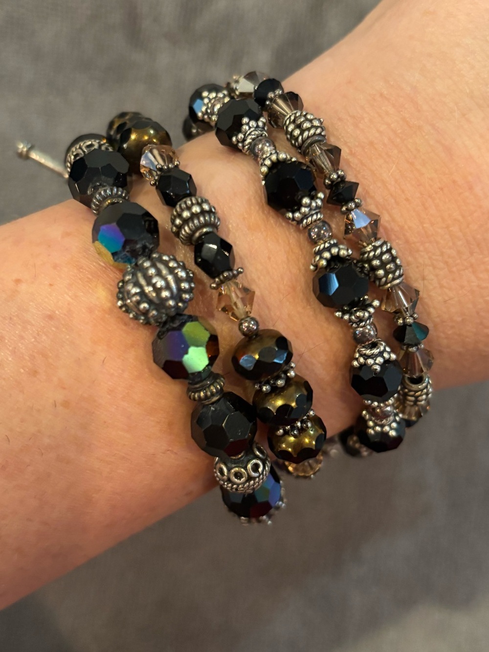 Unbranded Black and Iridescent Beaded Coil Bracelet Set